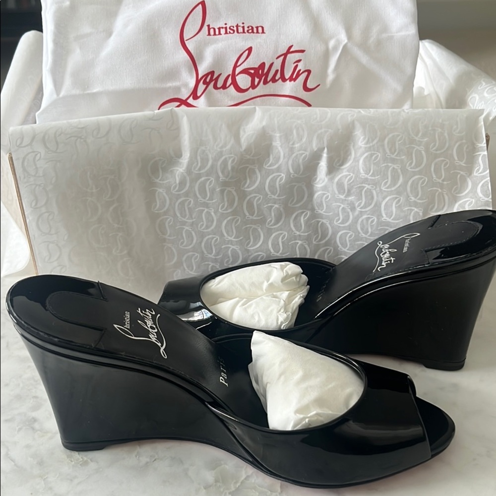 Christian Louboutin Me Dolly 85mm Patent Leather Wedge Pumps